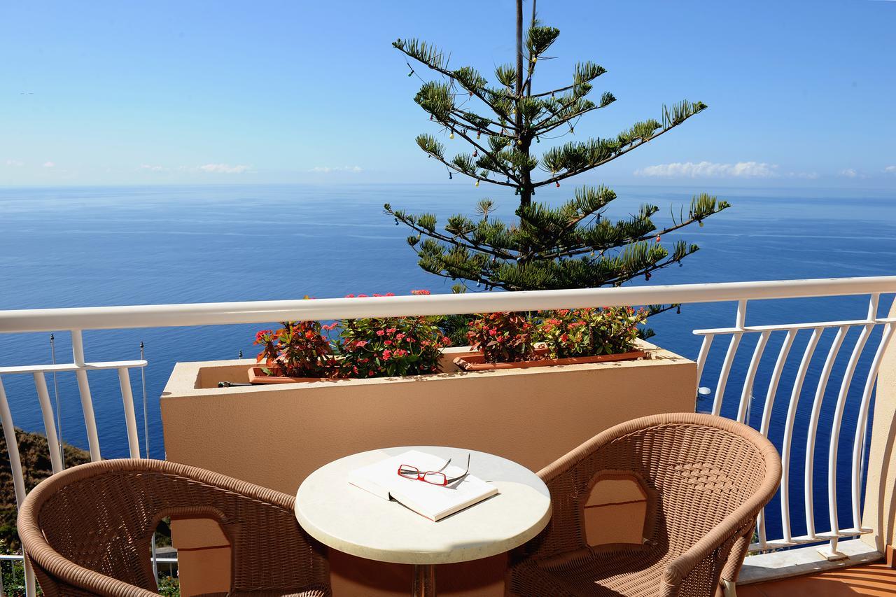 Camera Matrimoniale/Doppia con Letti Singoli con Vista Mare
